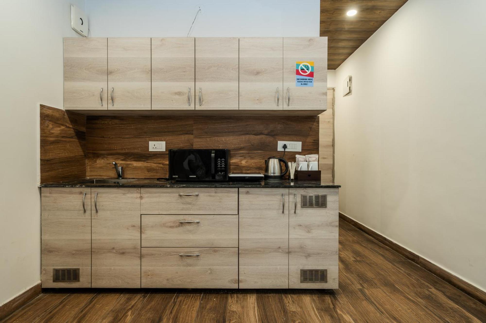 Stay Studio Hotel & Residences คูร์เคาน์ ภายนอก รูปภาพ